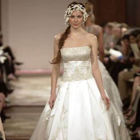 Reem Acra Rich Wedding Dress Size 10 in Ivory - Style Name is Rich - Sample - Picture 13 of 13
